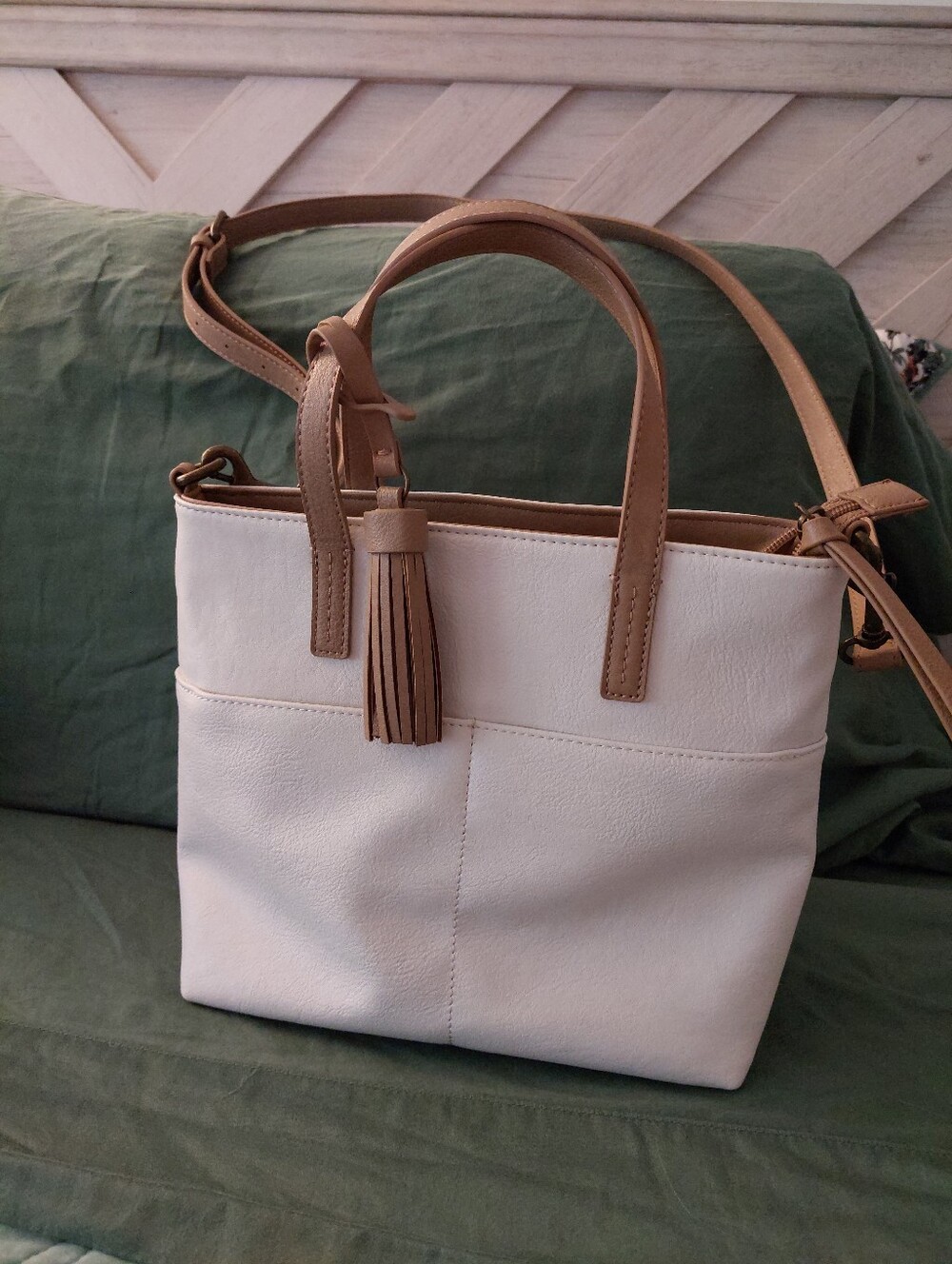 Sonoma Tote / Shoulder Bag New Without Tags Cream Faux Leather